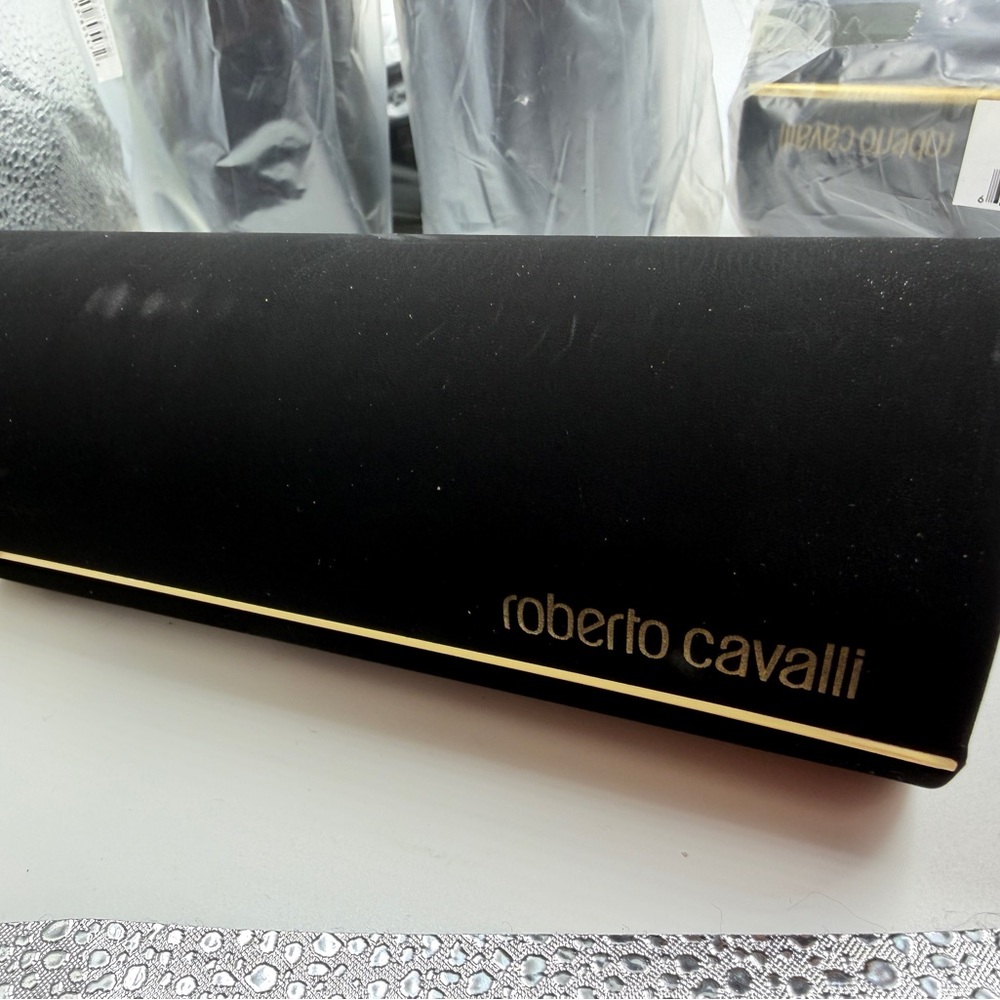 Roberto Cavalli, eyeglass or sunglass case black tube small with cloth